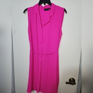 Button sleeveless dress